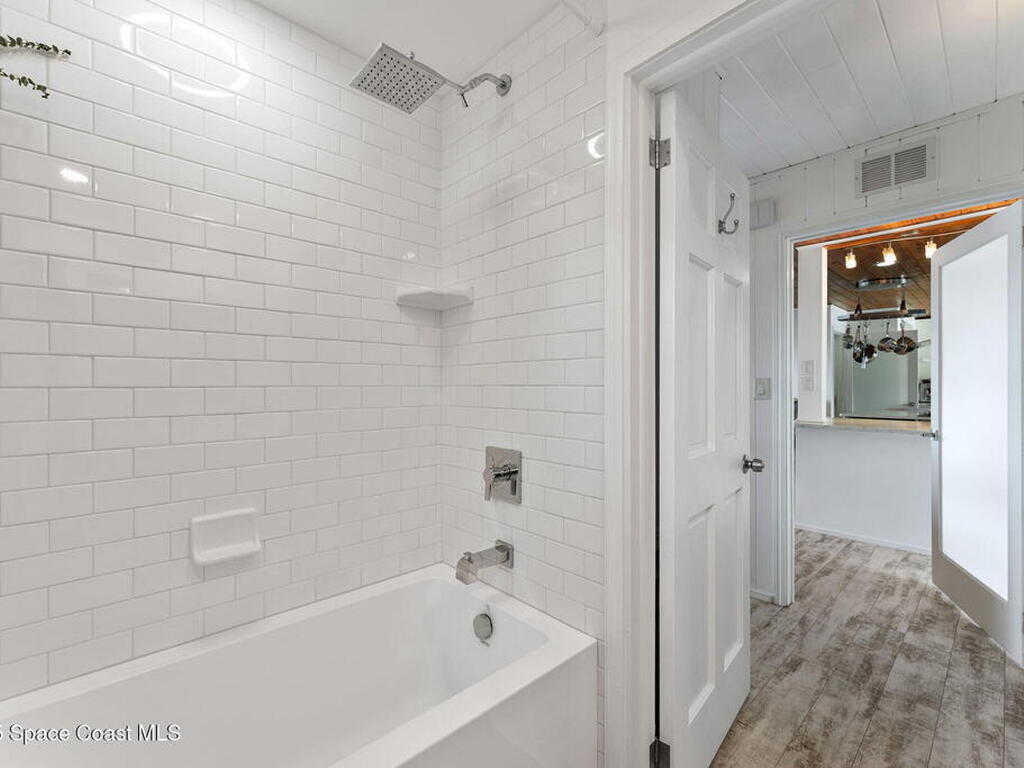 860 S Banana River Drive, Merritt Island, FL 32952