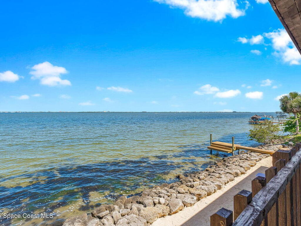 860 S Banana River Drive, Merritt Island, FL 32952