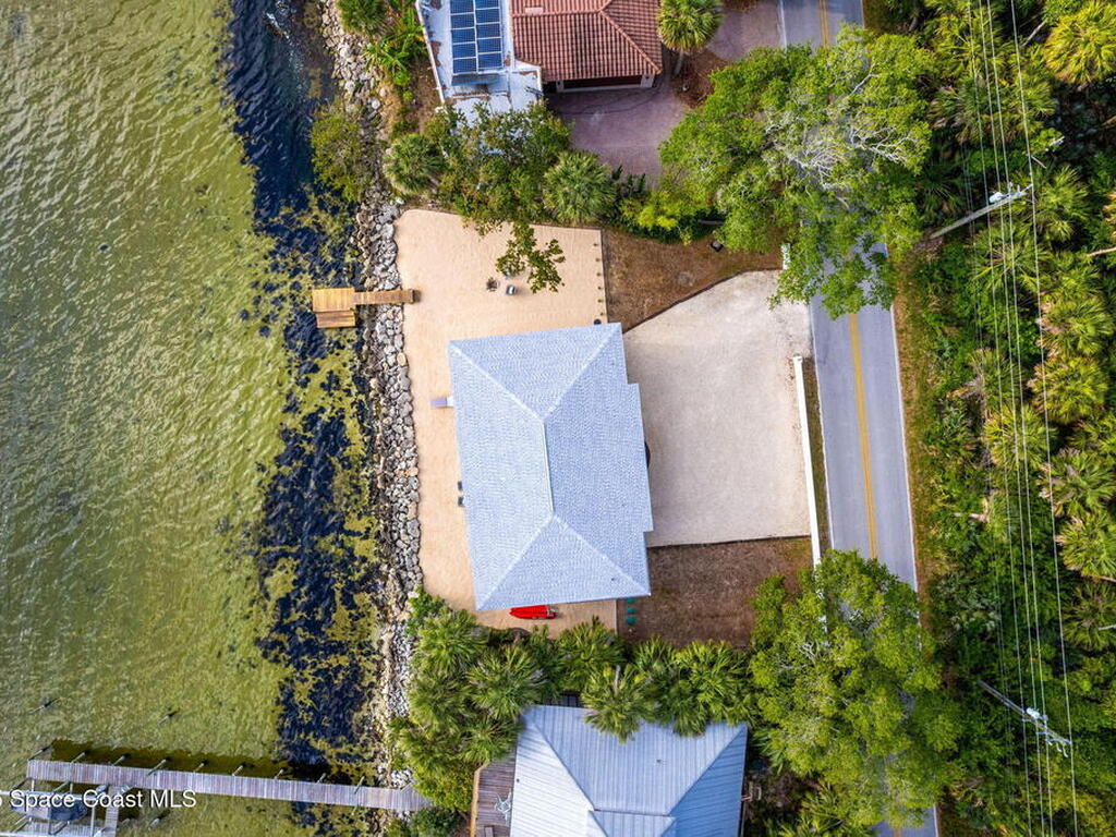 860 S Banana River Drive, Merritt Island, FL 32952