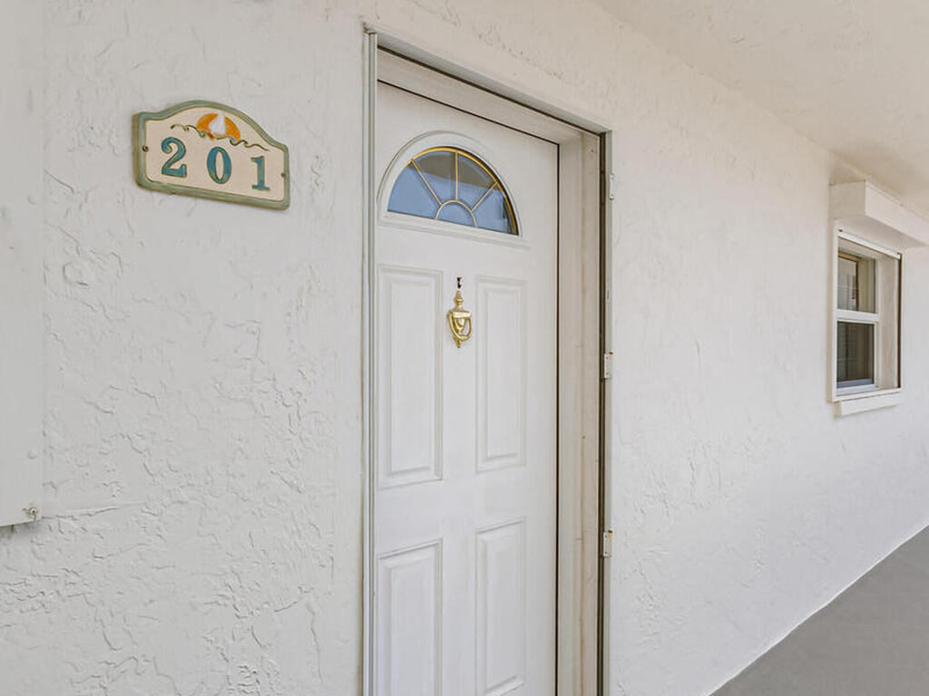 1555 N Highway A1a, Indialantic, FL 32903