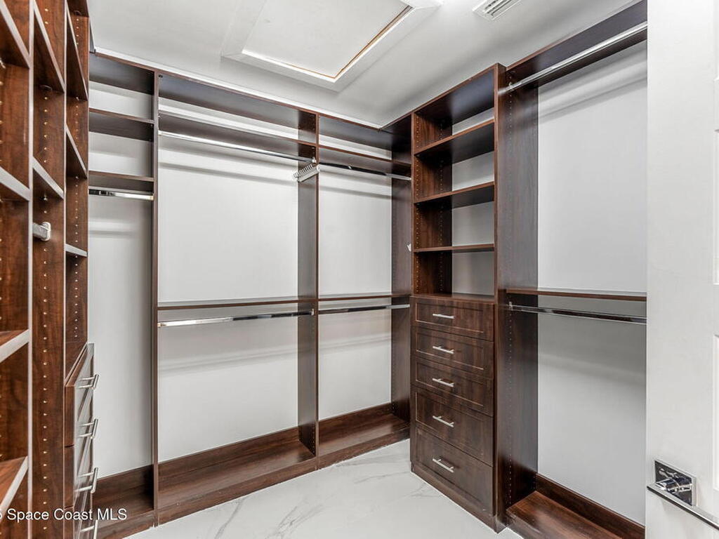 2355 N Riverside Drive, Indialantic, FL 32903