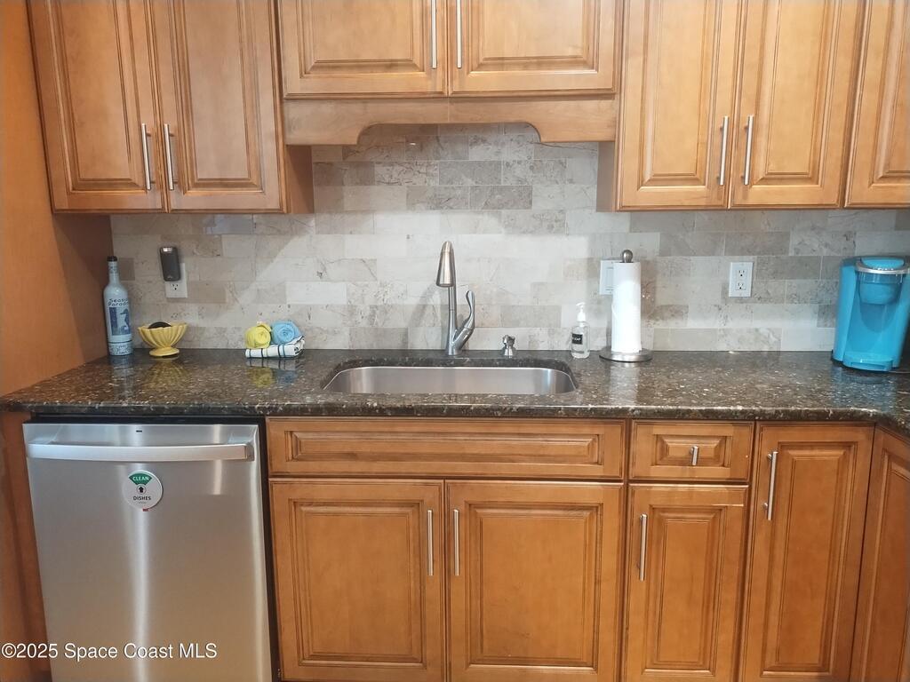 233 S Brevard Avenue, Cocoa Beach, FL 32931