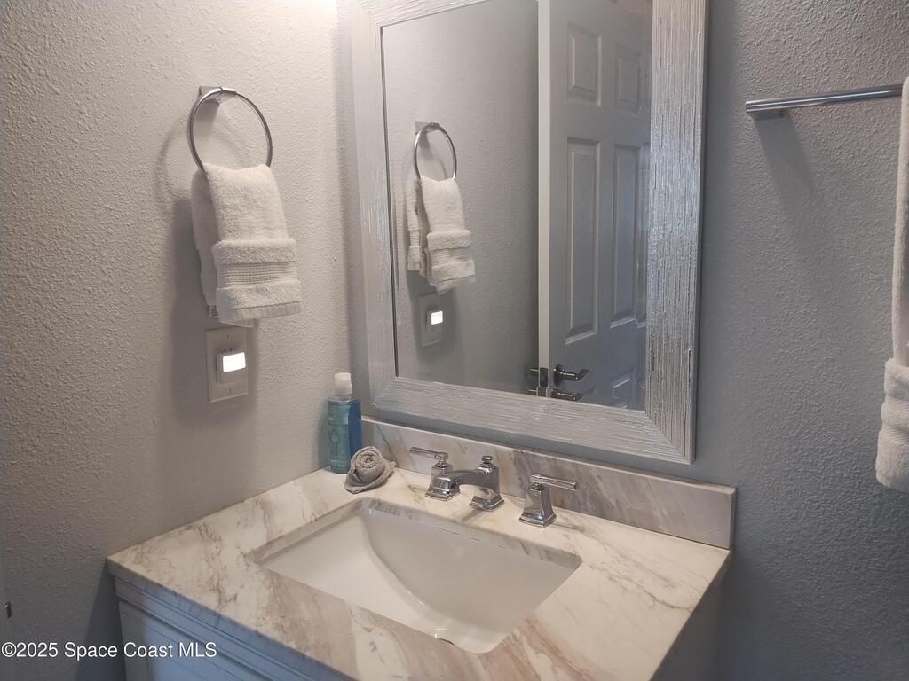 233 S Brevard Avenue, Cocoa Beach, FL 32931