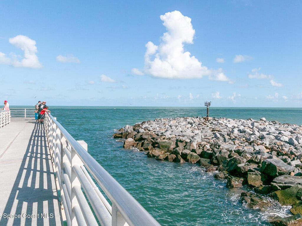 233 S Brevard Avenue, Cocoa Beach, FL 32931