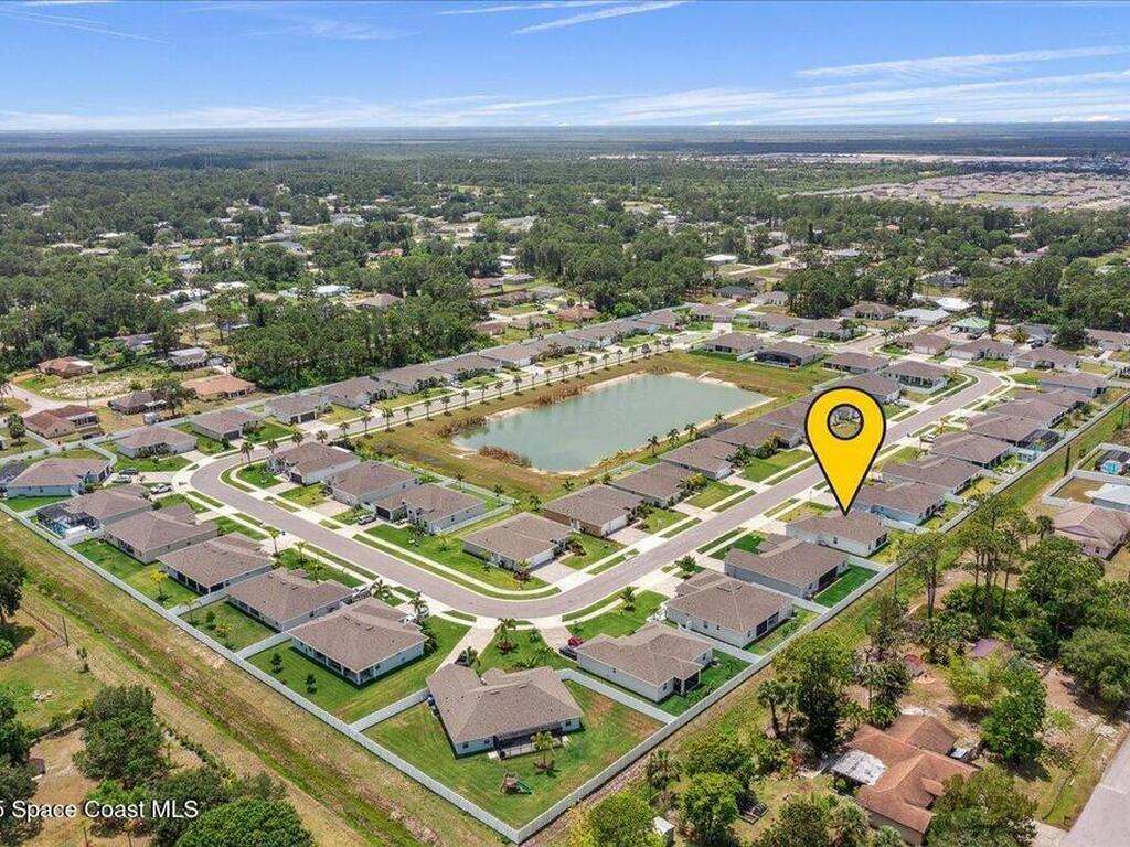 1204 Captiva Island Circle, Palm Bay, FL 32908