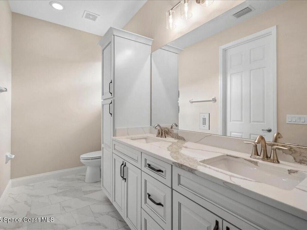 1035 Captiva Island Circle, Palm Bay, FL 32908