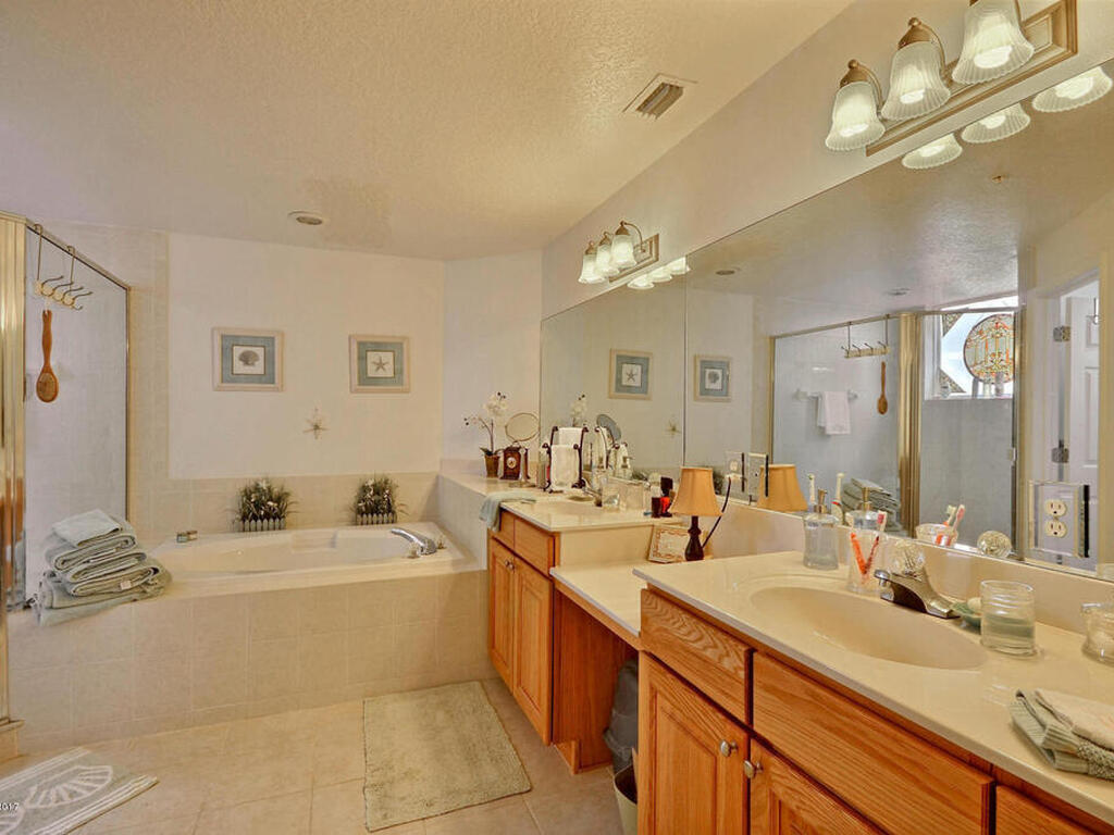 130 Warsteiner Way, Melbourne Beach, FL 32951