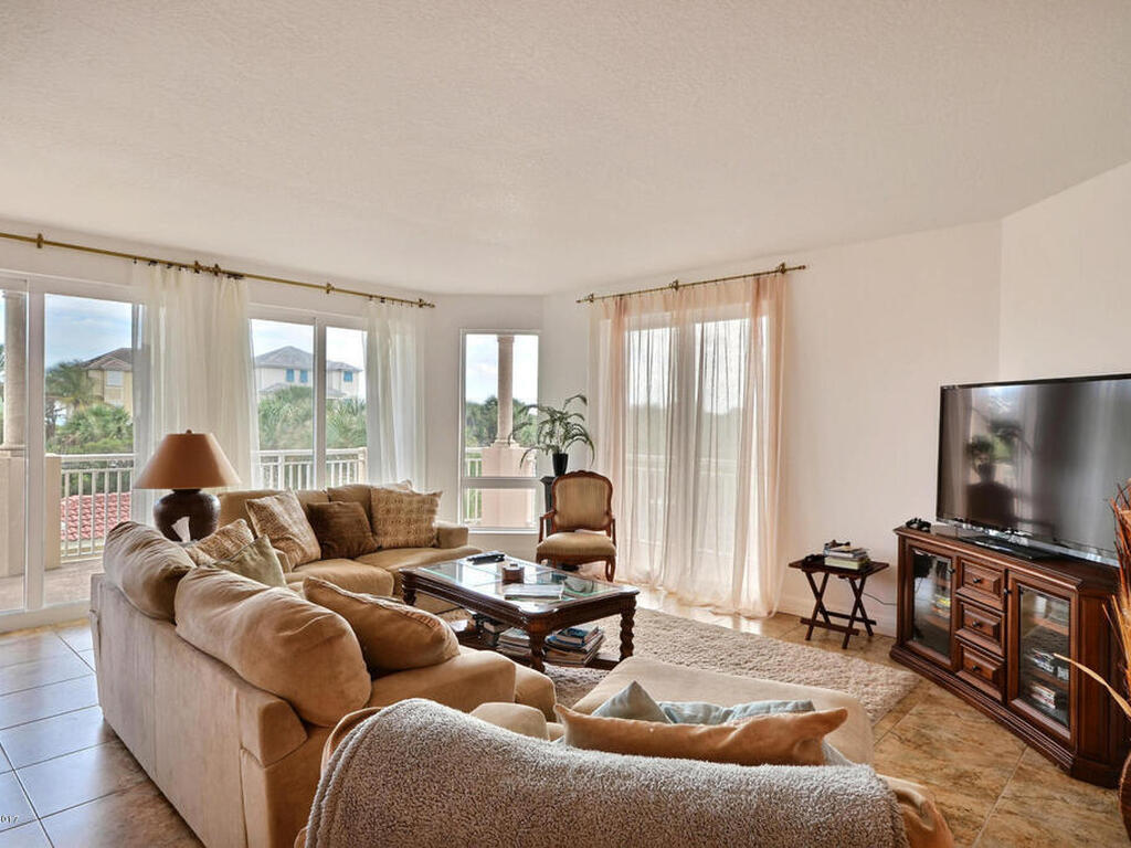 130 Warsteiner Way, Melbourne Beach, FL 32951