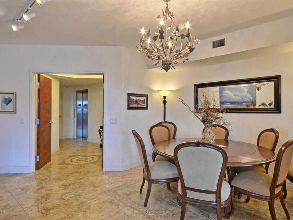 130 Warsteiner Way, Melbourne Beach, FL 32951