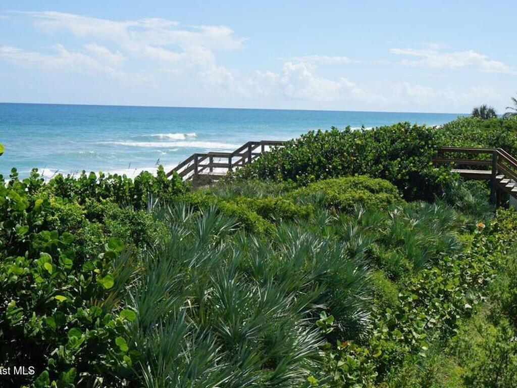 130 Warsteiner Way, Melbourne Beach, FL 32951