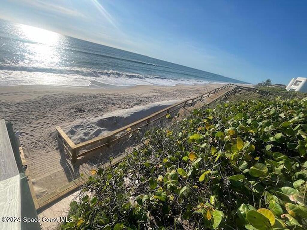 130 Warsteiner Way, Melbourne Beach, FL 32951