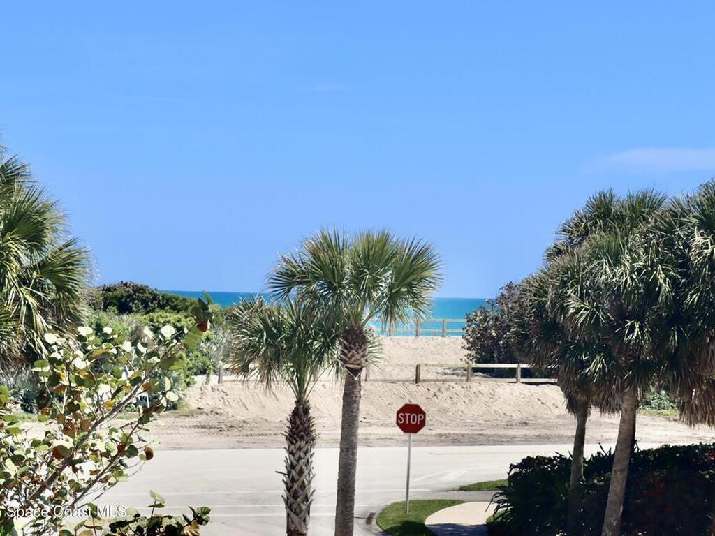 110 Warsteiner Way, Melbourne Beach, FL 32951