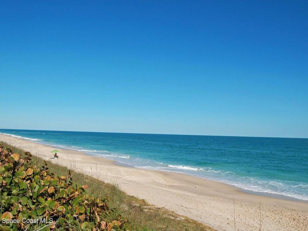 110 Warsteiner Way, Melbourne Beach, FL 32951