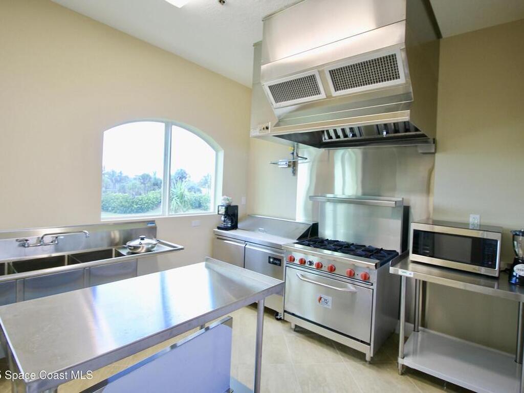 110 Warsteiner Way, Melbourne Beach, FL 32951