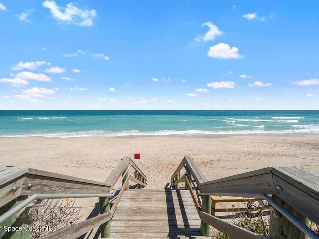 110 Warsteiner Way, Melbourne Beach, FL 32951