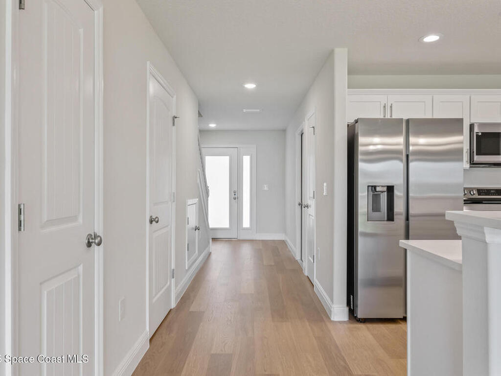 207 Hidden Woods Place, Melbourne, FL 32901