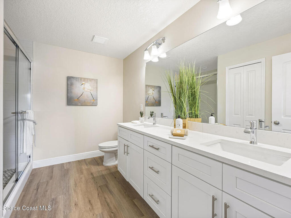 207 Hidden Woods Place, Melbourne, FL 32901