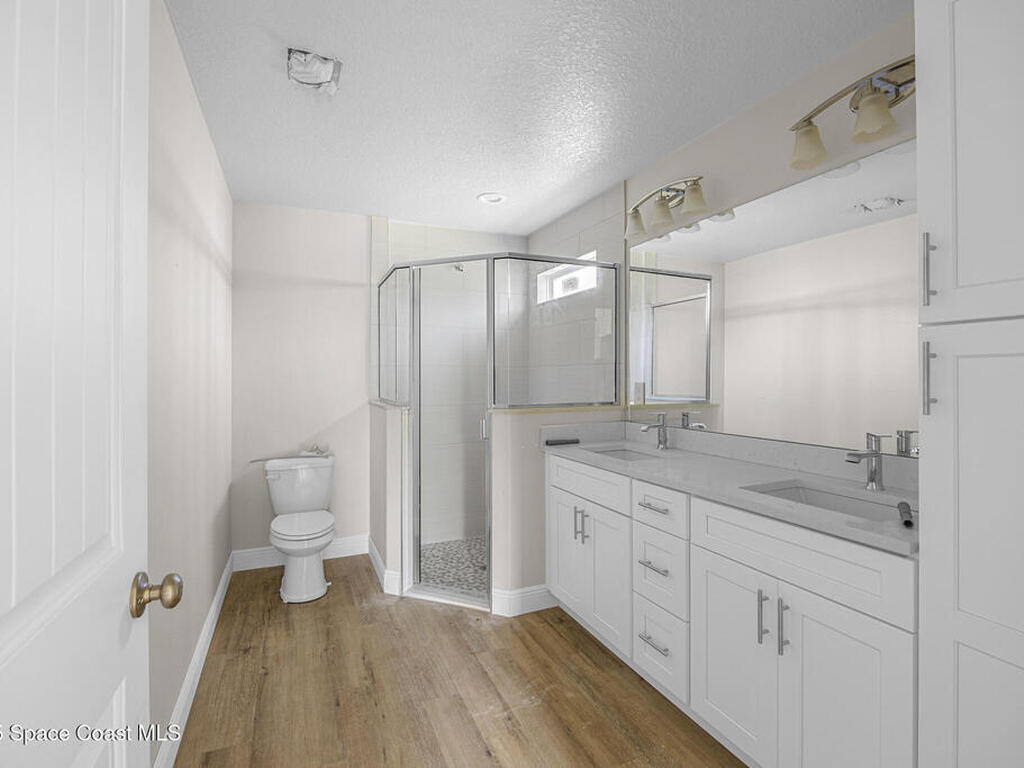 207 Hidden Woods Place, Melbourne, FL 32901