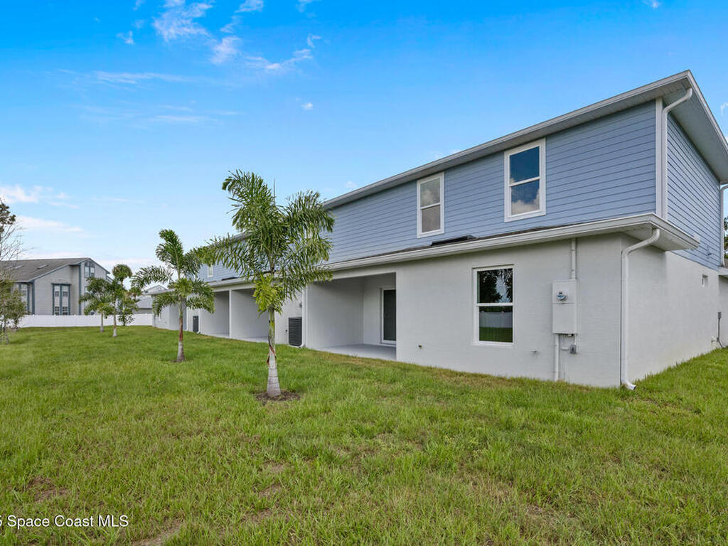 238 Hidden Woods Place, Melbourne, FL 32901