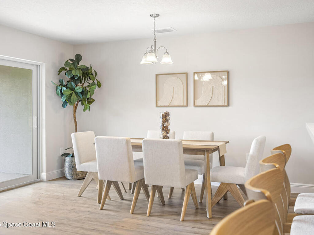 238 Hidden Woods Place, Melbourne, FL 32901