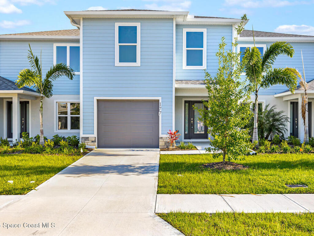 238 Hidden Woods Place, Melbourne, FL 32901
