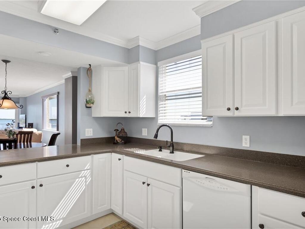 6061 N River Run Drive, Sebastian, FL 32958