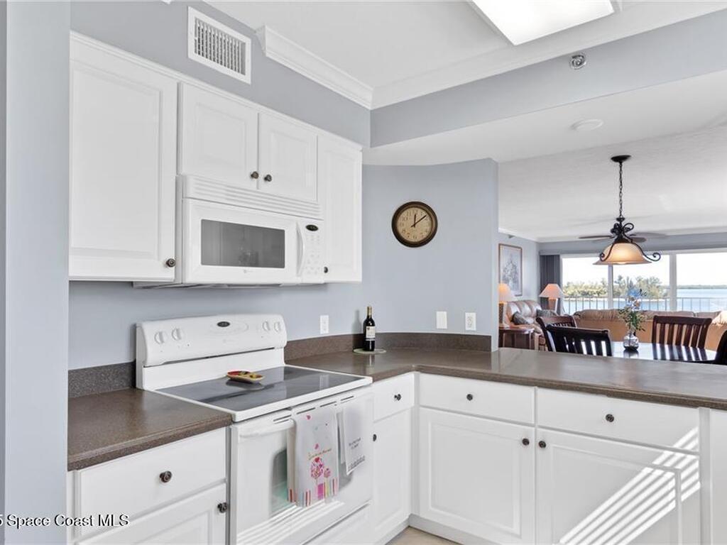 6061 N River Run Drive, Sebastian, FL 32958