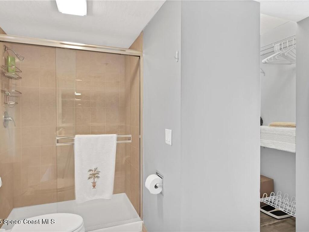 6061 N River Run Drive, Sebastian, FL 32958