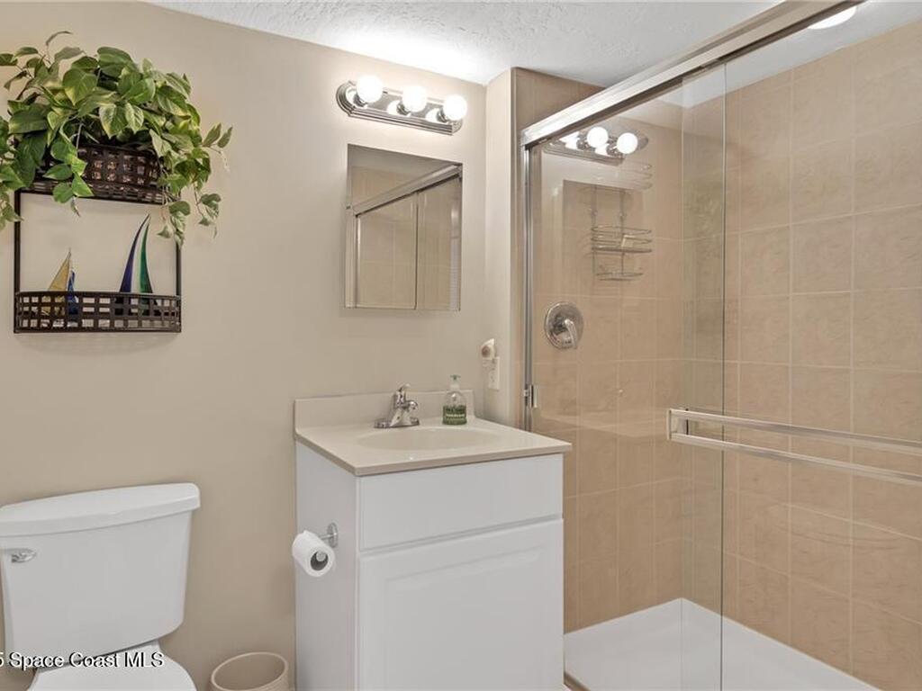 6061 N River Run Drive, Sebastian, FL 32958