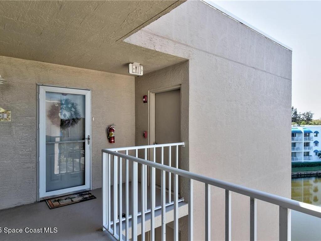 6061 N River Run Drive, Sebastian, FL 32958