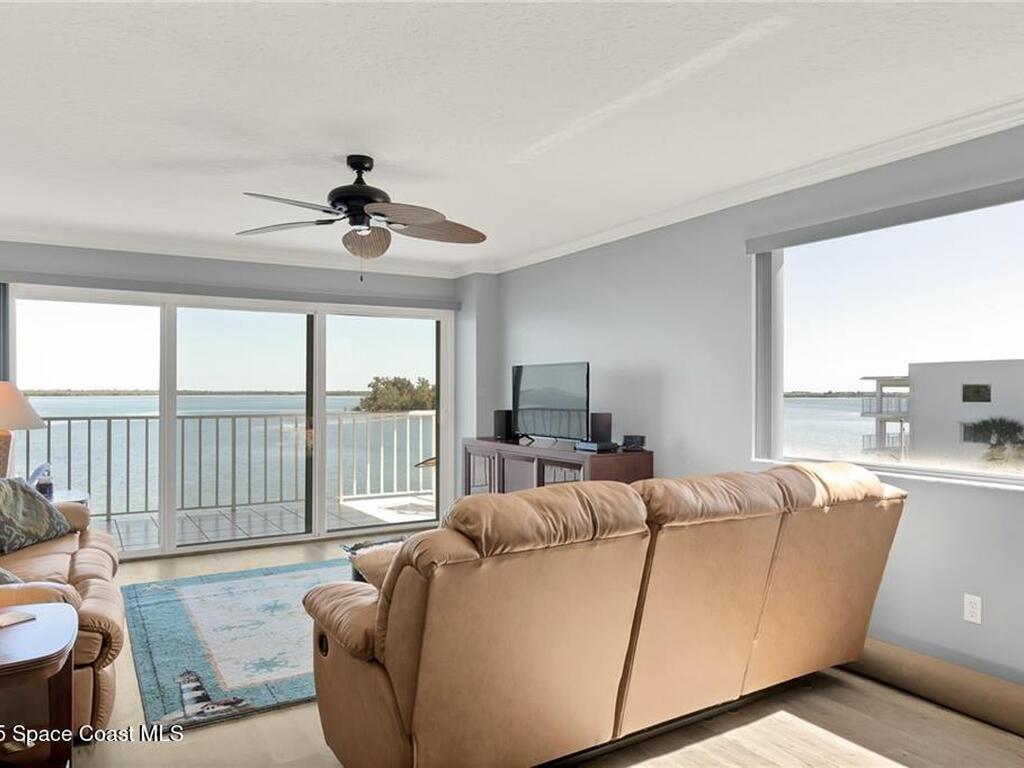 6061 N River Run Drive, Sebastian, FL 32958