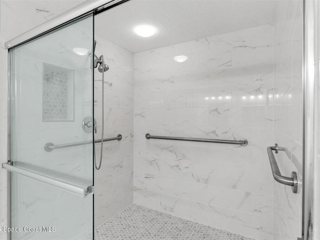 104 Riverside Drive, Cocoa, FL 32922