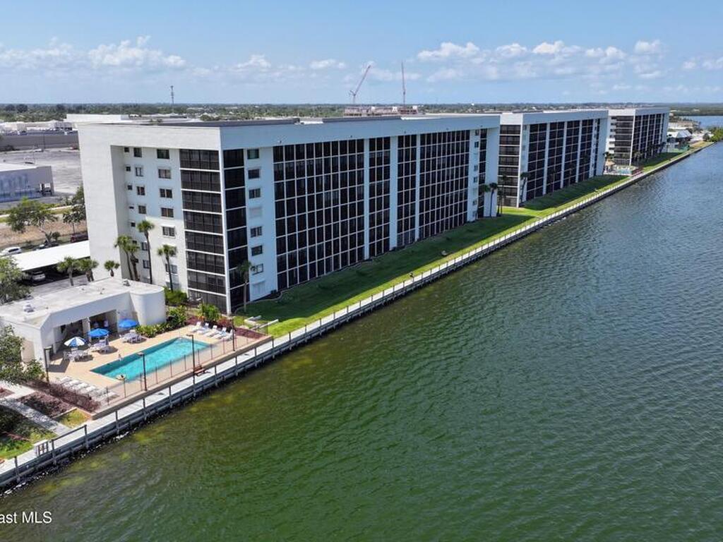 300 S Sykes Creek Parkway, Merritt Island, FL 32952