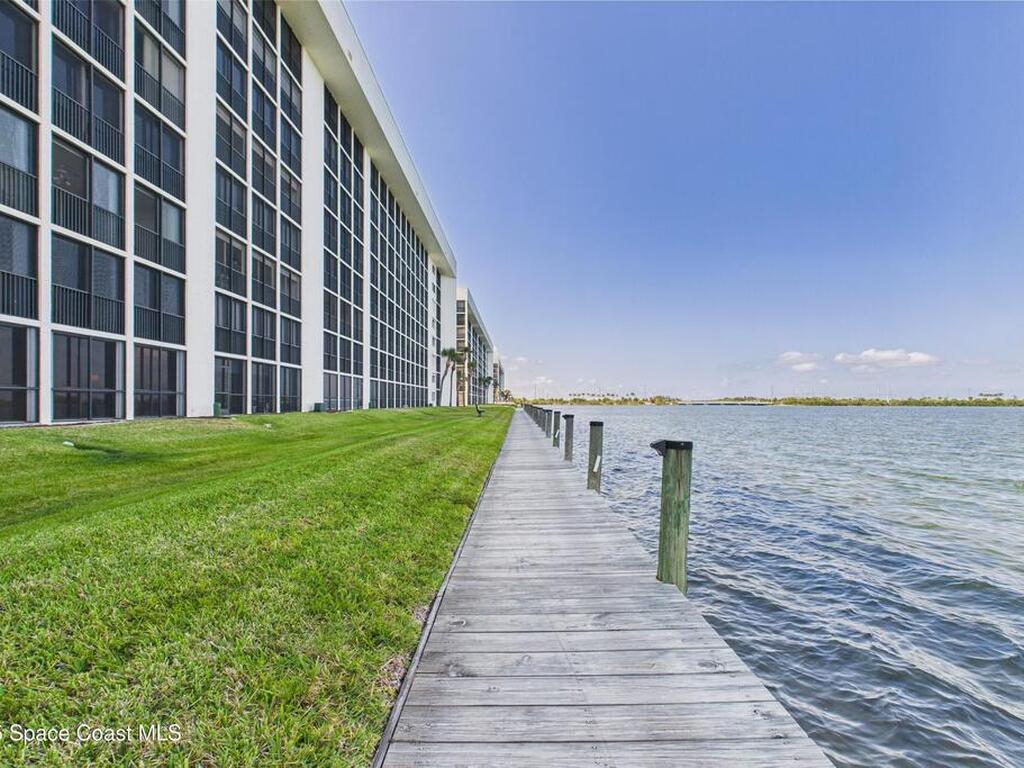 300 S Sykes Creek Parkway, Merritt Island, FL 32952