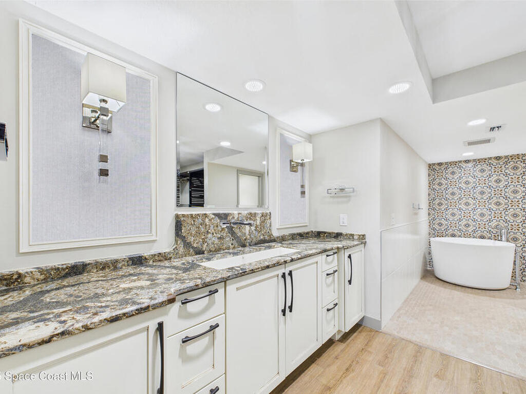 300 S Sykes Creek Parkway, Merritt Island, FL 32952