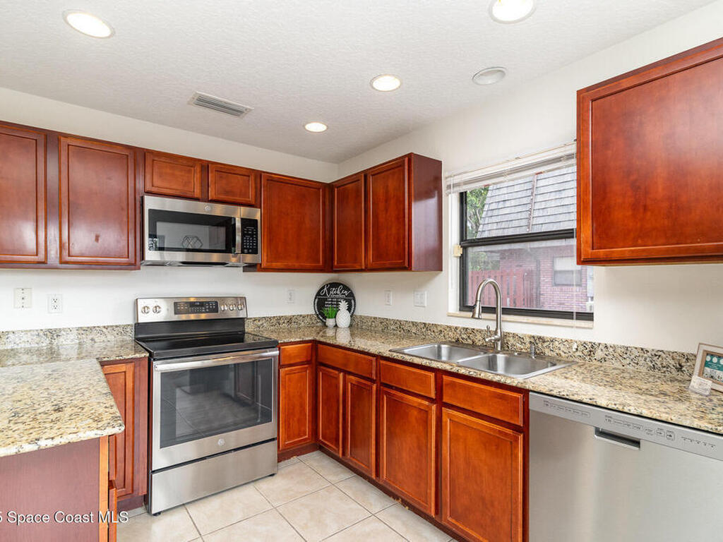 53 Piney Branch Way, West Melbourne, FL 32904