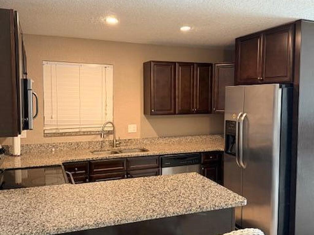 401 Monroe Avenue, Cape Canaveral, FL 32920