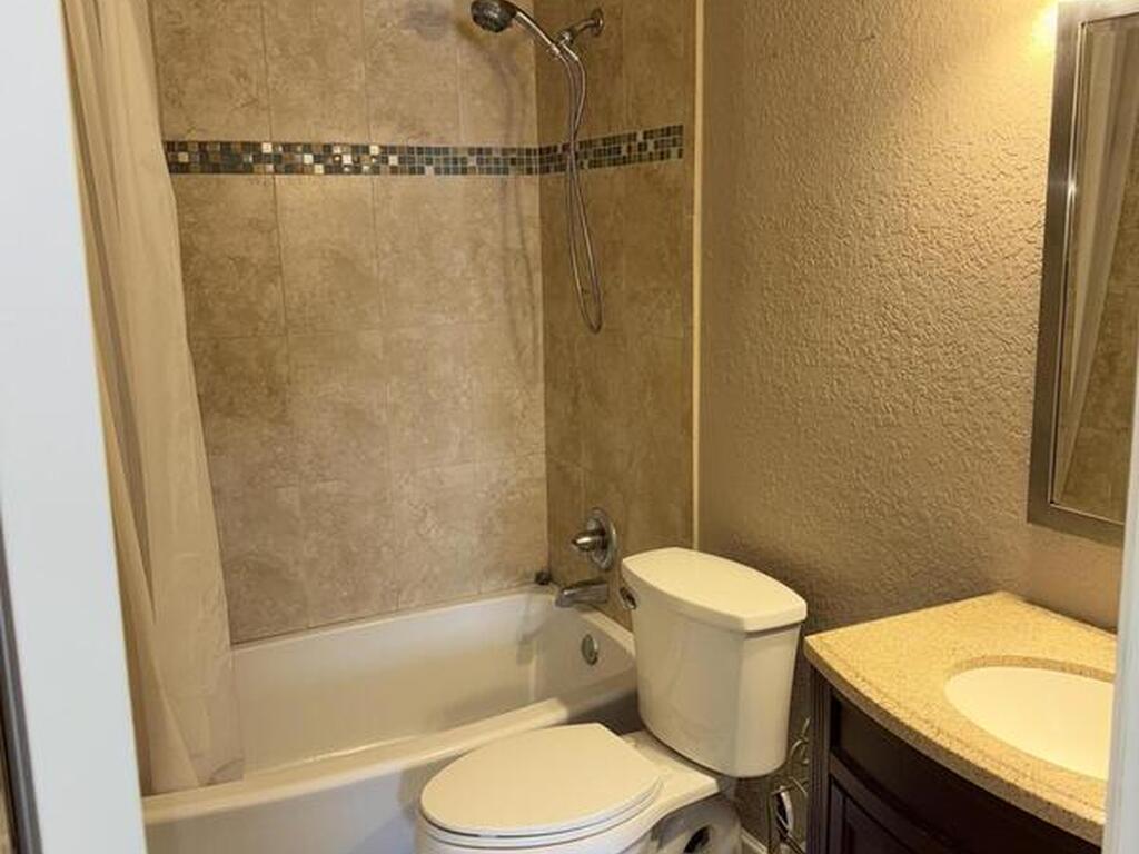 401 Monroe Avenue, Cape Canaveral, FL 32920