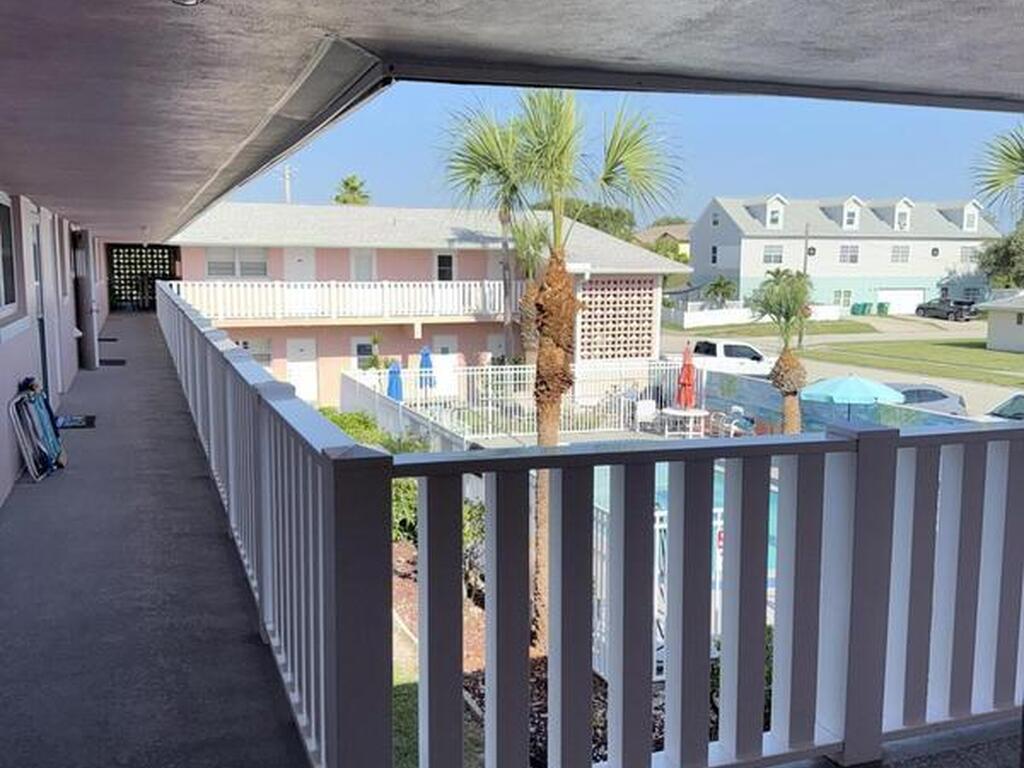 401 Monroe Avenue, Cape Canaveral, FL 32920