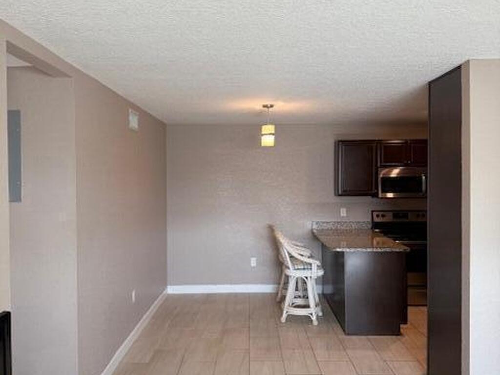 401 Monroe Avenue, Cape Canaveral, FL 32920