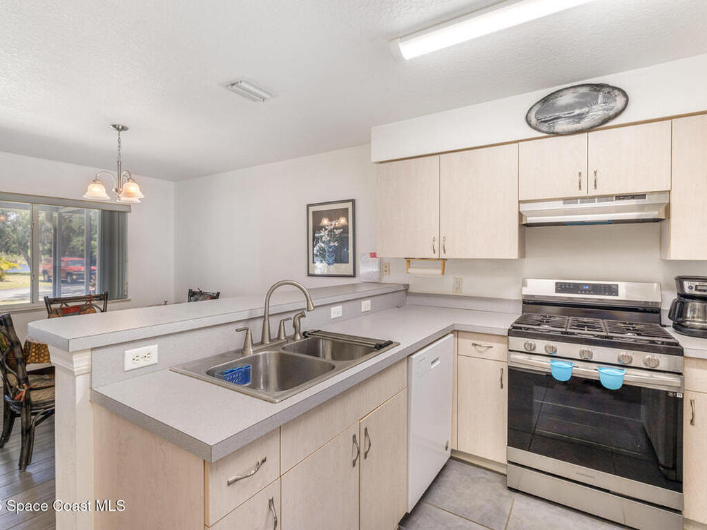 289 Erin Lane, Rockledge, FL 32955