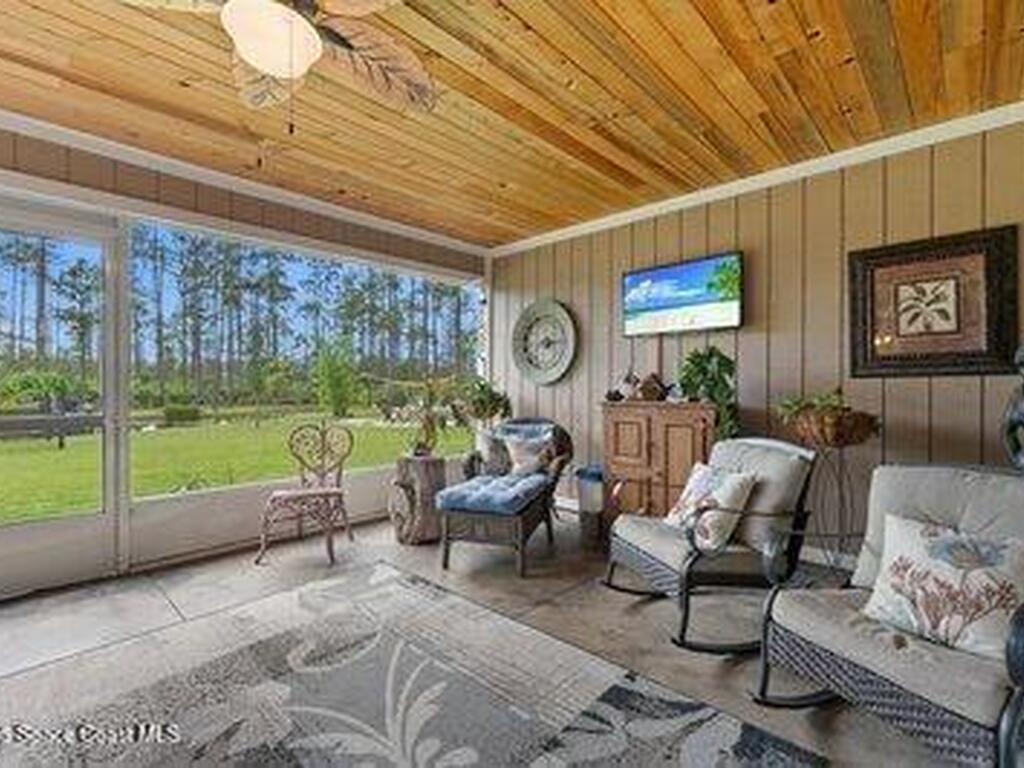 32801 N Hwy 441, Okeechobee, FL 34972