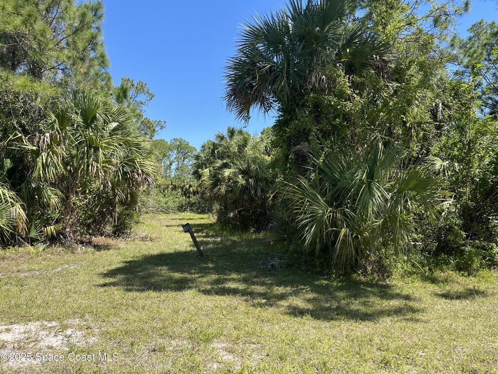 891 Hartsdale Avenue, Palm Bay, FL 32908