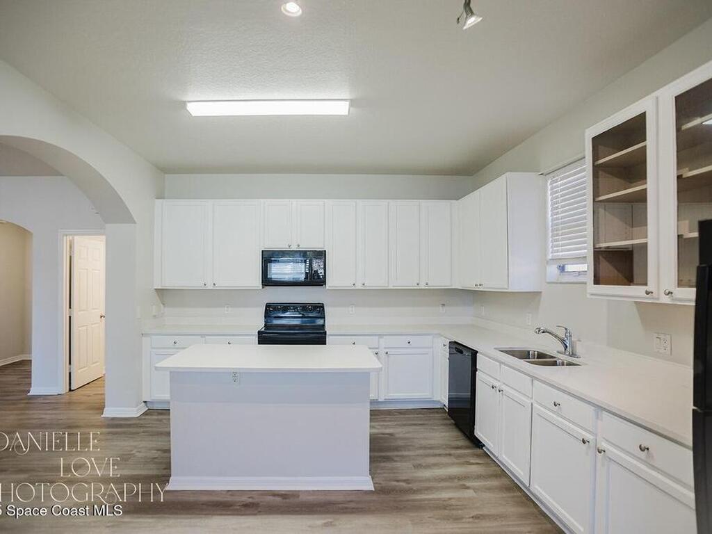 1110 8th Place, Vero Beach, FL 32960