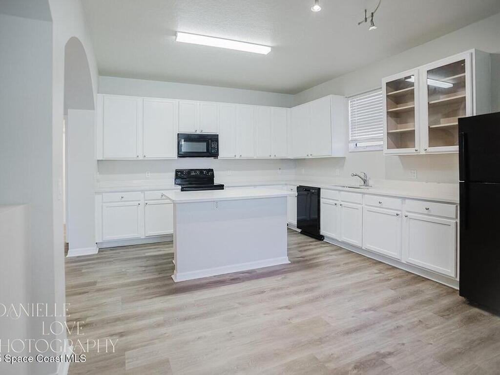 1110 8th Place, Vero Beach, FL 32960