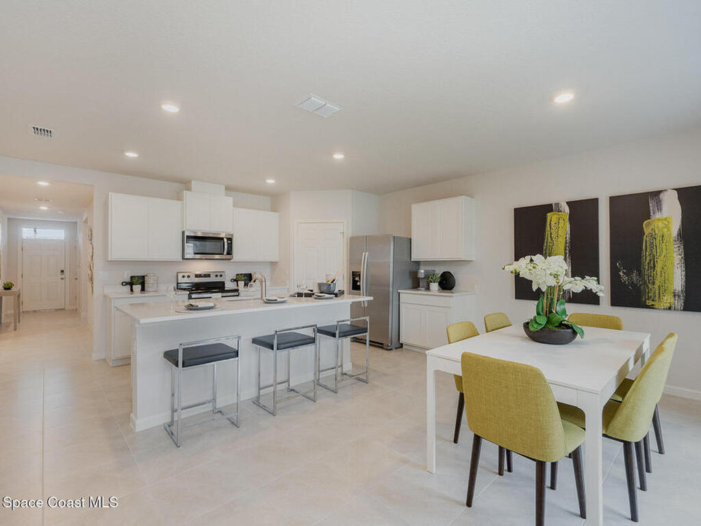 673 Osmosis Drive, Palm Bay, FL 32908