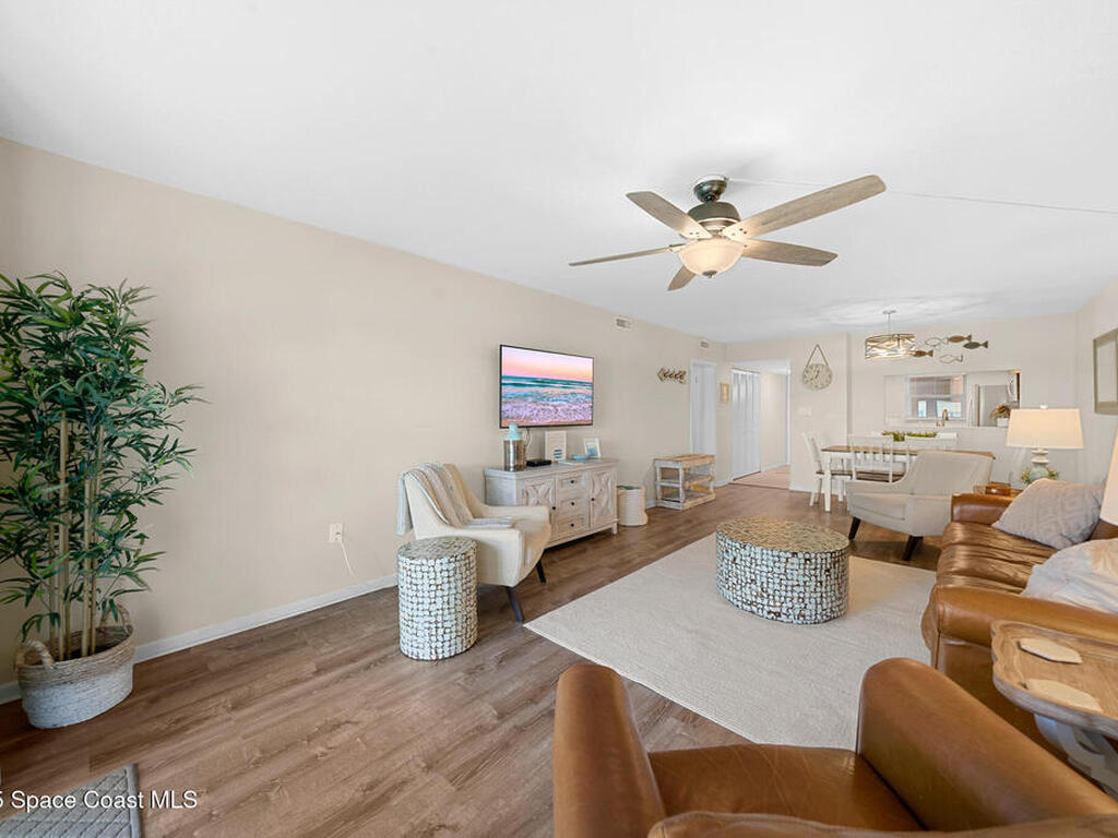 10 Sunflower Street, Cocoa Beach, FL 32931