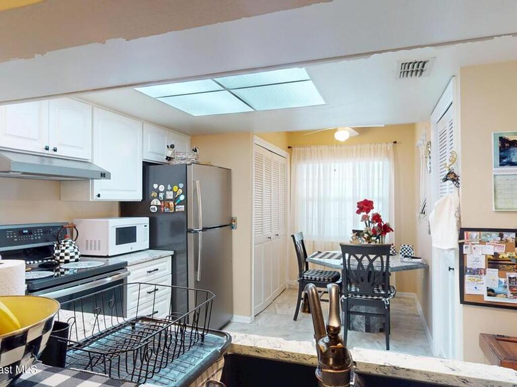 540 S Brevard Avenue, Cocoa Beach, FL 32931