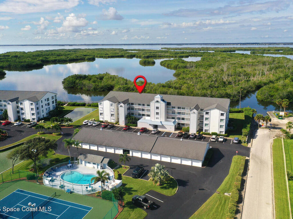 540 S Brevard Avenue, Cocoa Beach, FL 32931