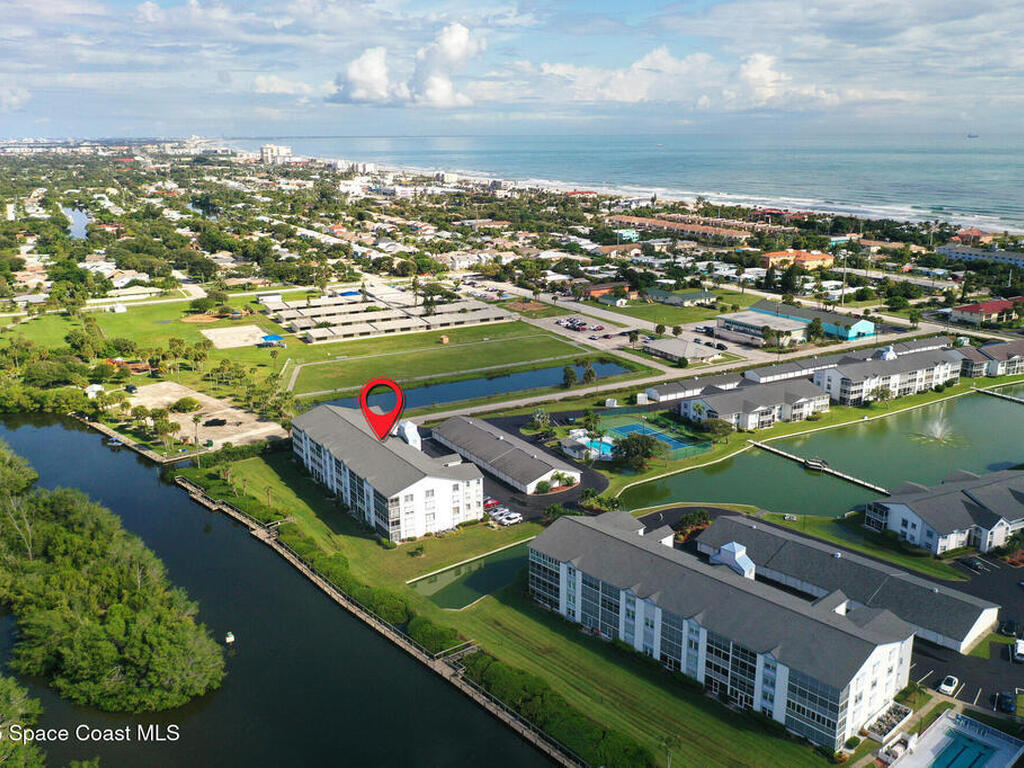 540 S Brevard Avenue, Cocoa Beach, FL 32931